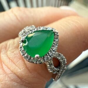 Elegant Green Gemstone Silver Ring
